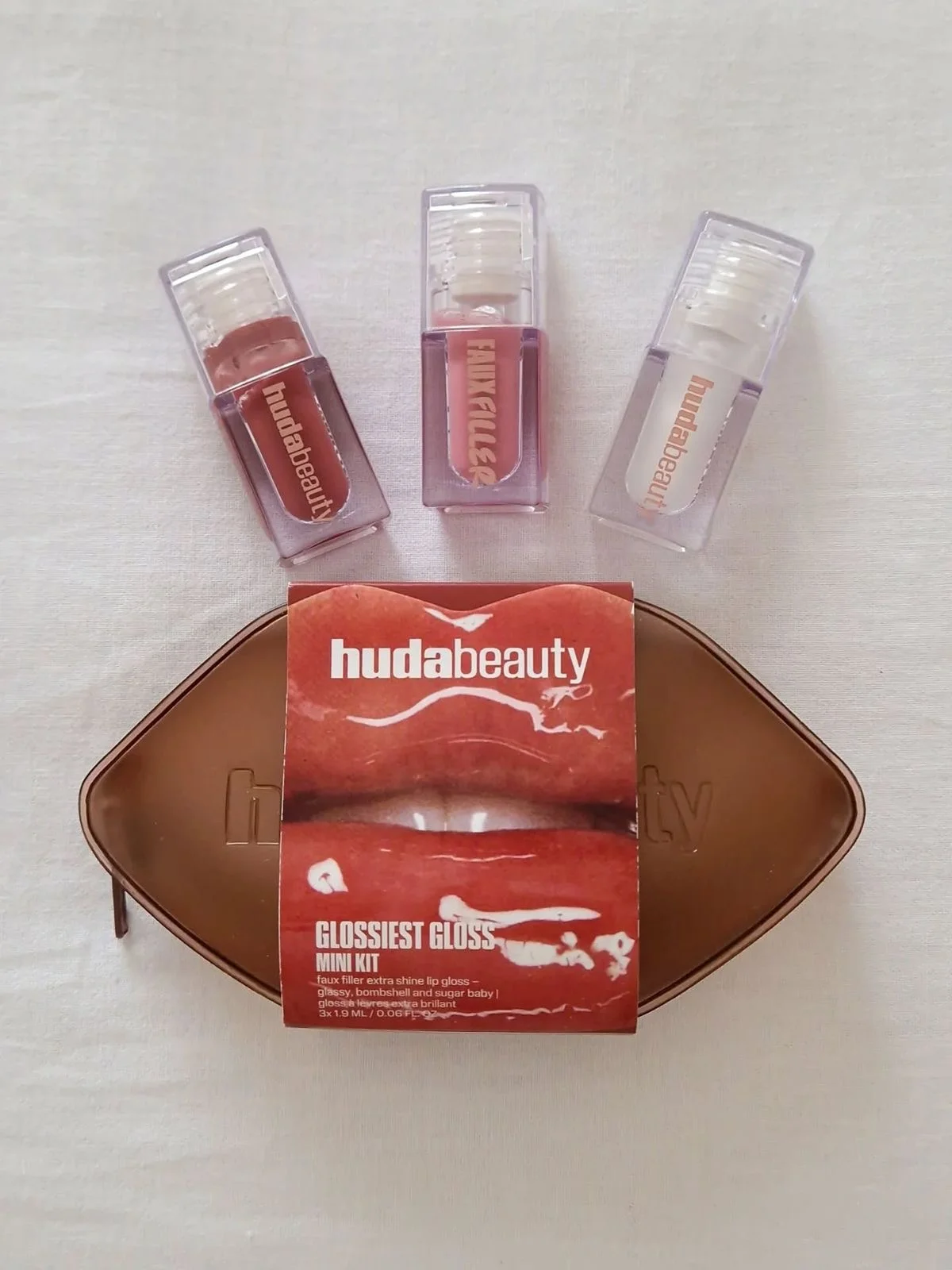 Huda beauty lip gloss kit